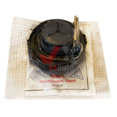 Крышка бака топлива ВАЗ 2101, ЗАЗ 1102 ДААЗ (с ключом) блистер